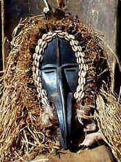 masque05.jpg (34306 octets)